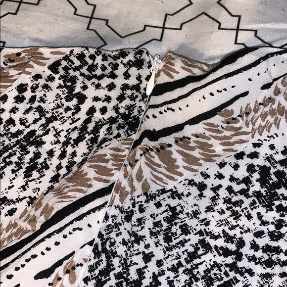 Bcbg skirt - Picture 4 of 5